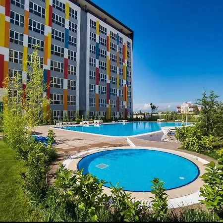 Antalya Legoland Complex Pool, Security Daire